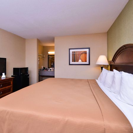 Best Western Northgate Inn Pampa Bagian luar foto