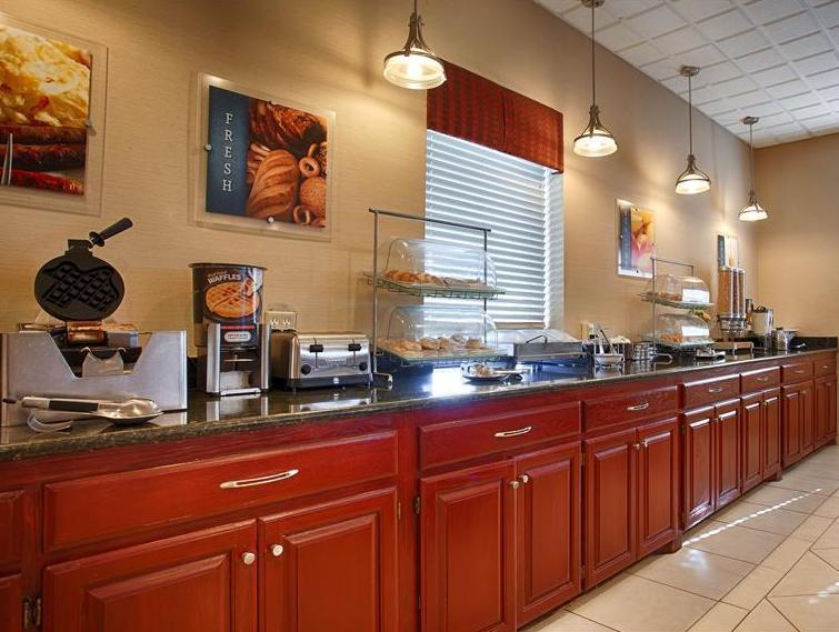 Best Western Northgate Inn Pampa Bagian luar foto