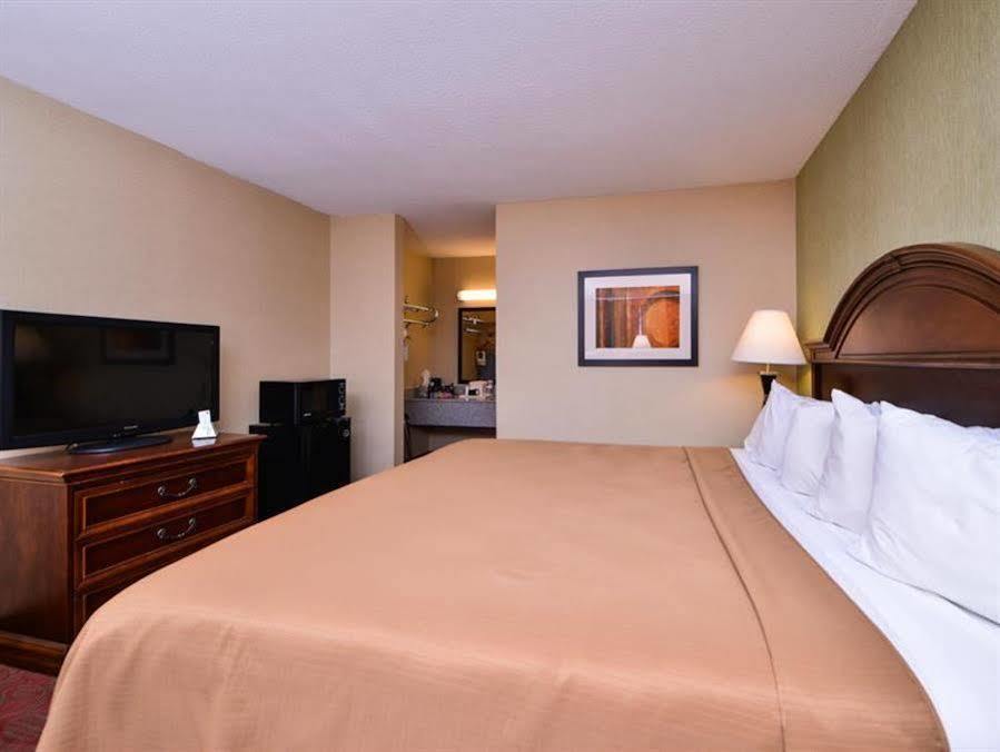 Best Western Northgate Inn Pampa Bagian luar foto