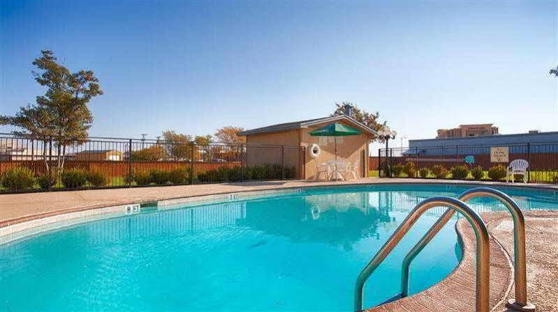 Best Western Northgate Inn Pampa Bagian luar foto