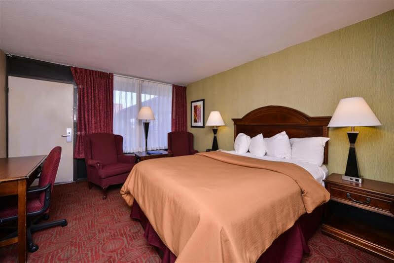 Best Western Northgate Inn Pampa Bagian luar foto